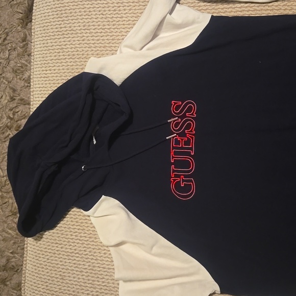 Ladies track suit from Guess - Picture 5 of 8